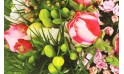 Zoom sur les rose branchues du bouquet