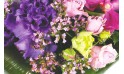 L'Agitateur Floral | sur sur un ensemble floral du bouquet de fleurs