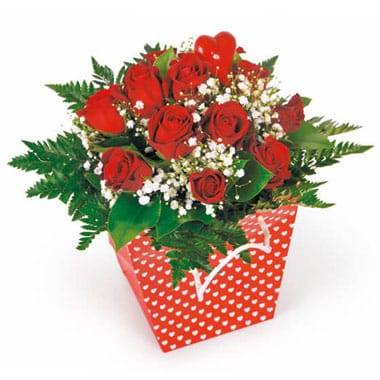 L'Agitateur Floral | image du bouquet de roses rouges Milan