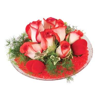 L'Agitateur Floral | image de la composition de roses rouges Subtil
