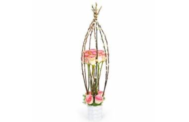 L'Agitateur Floral | image de la composition de roses roses Cage d'Amour