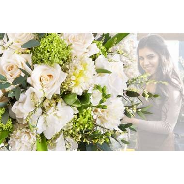 L'Agitateur Floral | image du Bouquet Surprise du fleuriste dans les couleurs blanches