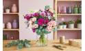 Bouquet Bordeaux sur le comptoir du fleuriste | L'Agitateur Floral