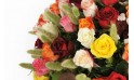 zoom sur la gauche de la composition de roses